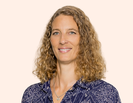 Kerry Graziola headshot