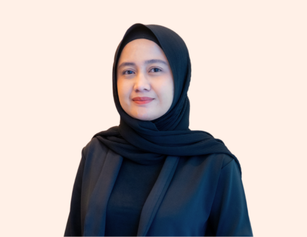 Dessy Amelia Herianti photo