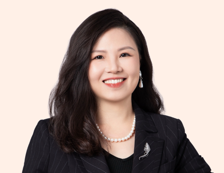 Lilian Huang headshot
